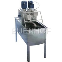 Uncapping machines